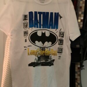 Freeze Batman Logo Tee in White has little (ding piece) New with tag